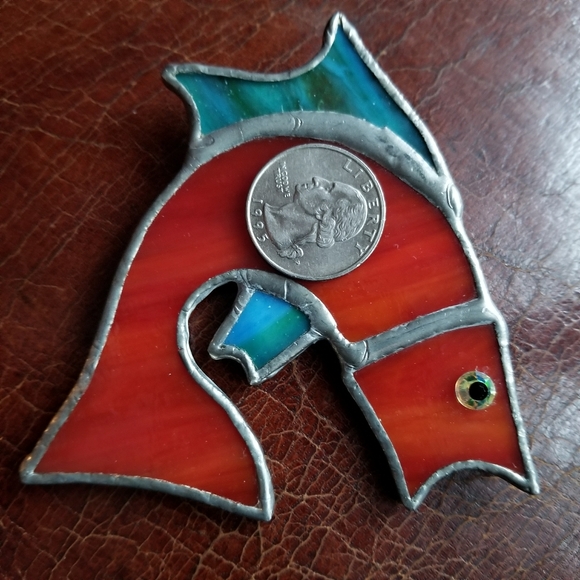 Relisted -big! Stained glass red fish brooch pin handmade - Picture 3 of 8